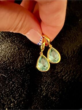 Melyn Elegant Gold and Blue Teardrop Earrings